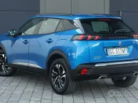 Usata Peugeot 2008 Allure 131 CV (96 kW) 2020 Azzurro SUV