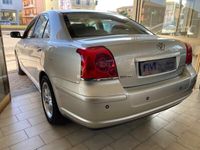 usata Toyota Avensis 1.6 16V km.104000 originali