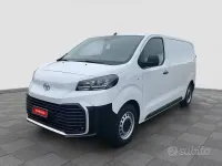 Nuova Toyota Proace Comfort 120 CV (88 kW) 2026 White solid Monovolume