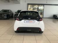 Usata Toyota Yaris Hybrid Business Edition 116 CV (85 kW) 2022 Bianco