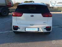 Usata Kia e-Niro 100 kW (136 CV) 2021 Bianco SUV