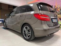 Usata Mercedes B200 Premium 136 CV (100 kW) 2012 Grigio Monovolume