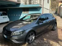 Usata Mercedes A180 109 CV (80 kW) 2015 Grigio Utilitaria