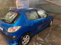 Usata Peugeot 206 90 CV (66 kW) 2005 Blu Berlina