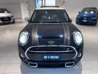 Begagnad Mini Cooper S 2019 Svart Halvkombi