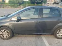 Usata Fiat Punto Lounge 75 CV (55 kW) 2013 Bluazzurro Utilitaria