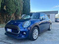 Usata Mini Cooper D Business 116 CV (85 kW) 2014 Blu Utilitaria