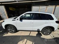 Usata Suzuki Vitara 75 CV (55 kW) 2022 Bianco Berlina