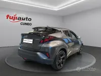 Usata Toyota C-HR Trend 122 CV (89 kW) 2022 Dark grey met SUV