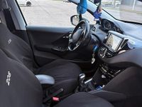 Usata Peugeot 208 Allure 2017 Bianco Utilitaria