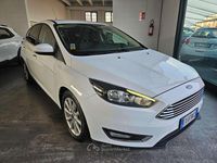 Usata Ford Focus S 120 CV (88 kW) 2015 Bianco Berlina