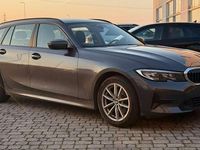 Usata BMW 320 Sport Line 190 CV (139 kW) 2020 Grigio Station wagon