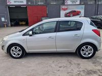 Usata Opel Corsa 95 CV (69 kW) 2011 Argento Utilitaria
