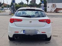 Usata Alfa Romeo Giulietta 120 CV (88 kW) 2012 Bianco Utilitaria