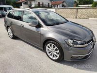 Usata VW Golf VII Highline 116 CV (85 kW) 2017 Grigio Berlina