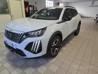 Usata Peugeot 2008 Allure 130 CV (95 kW) 2024 Bianco SUV