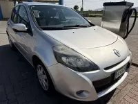 Usata Renault Clio II 75 CV (55 kW) 2011 Berlina