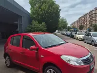 Brugt Dacia Sandero Ambiance 75 HK (55 kW) 2012 Rød Sedan