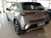 Usata Opel Mokka Elegance 110 CV (80 kW) 2022 Grigio SUV