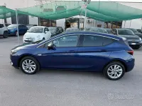 Usata Opel Astra Ultimate 122 CV (89 kW) 2021 Blu/azzurro Berlina