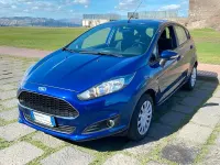 Usata Ford Fiesta 75 CV (55 kW) 2016 Blu Utilitaria