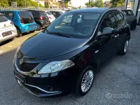 Usata Lancia Ypsilon 69 CV (50 kW) 2016 Nero Utilitaria