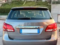 Usata Mercedes B200 Business 136 CV (100 kW) 2016 Grigio Utilitaria