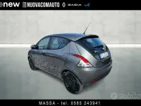 Usata Lancia Ypsilon 69 CV (50 kW) 2018 Grigio scuro Utilitaria