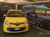 Usado Renault Twingo Zen 90 CV (66 kW) 2017 Amarillo Utilitario