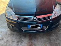 Usata Opel Astra 110 CV (80 kW) 2009 Nero Berlina