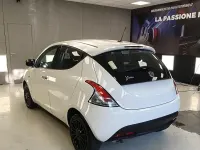 Usata Lancia Ypsilon 69 CV (50 kW) 2023 Bianco Utilitaria