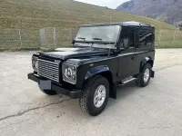 Usata Land Rover Defender SE 122 CV (89 kW) 2009 Nero Station wagon