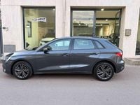 Begagnad Audi A3 Advanced 116 HK (85 kW) 2023 Grå Sedan