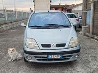 Usata Renault Scénic Dynamique 107 CV (78 kW) 2002 Grigio Monovolume