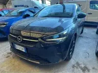 Usata Opel Corsa Design & Tech 75 CV (55 kW) 2022 Viola Utilitaria