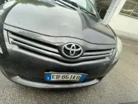 Usata Toyota Auris Sol 132 CV (97 kW) 2010 Grigio Utilitaria