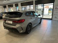 Begagnad BMW 118 M Sport 136 HK (100 kW) 2023 Grå Halvkombi