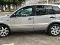 Usata Ford Fusion Collection 101 CV (74 kW) 2005 Argento SUV