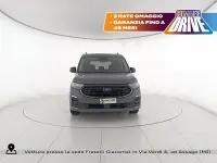 Usata Ford Tourneo Titanium 122 CV (89 kW) 2023 Grigio metallizzato scuro Monovolume