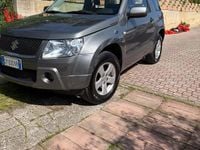 Usata Suzuki Grand Vitara 185 CV (136 kW) 2006 Grigio SUV