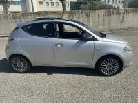 Usata Lancia Ypsilon 85 CV (62 kW) 2011 Grigio Utilitaria