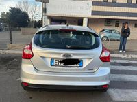 Usata Ford Focus 125 CV (91 kW) 2012 Grigio Berlina