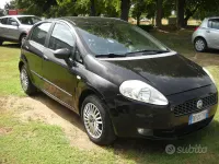 Usata Fiat Grande Punto 65 CV (47 kW) 2007 Nero Utilitaria