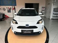 Usata Toyota Yaris Cross Active 116 CV (85 kW) 2024 Bianco SUV