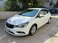 Käytetty Opel Astra 105 HP (77 kW) 2017 Valkoinen Viistoperä