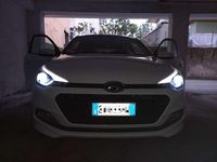 Usata Hyundai i20 Style 75 CV (55 kW) 2015 Bianco Utilitaria