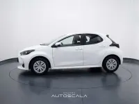 Usata Toyota Yaris Hybrid Business Edition 116 CV (85 kW) 2022 Bianco Berlina