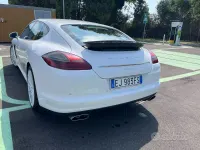 Usata Porsche Panamera 250 CV (183 kW) 2012 Bianco Utilitaria