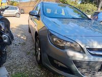 Usata Opel Astra 140 CV (102 kW) 2014 Station wagon