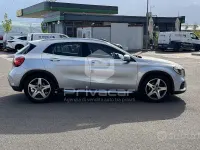 Usata Mercedes GLA200 156 CV (114 kW) 2019 Grigio SUV